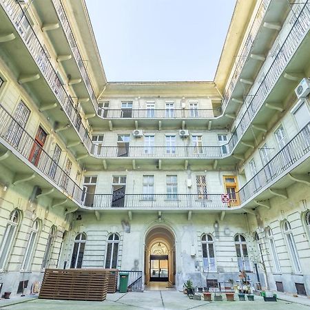 King93 Apartment In Central Budapest. Экстерьер фото