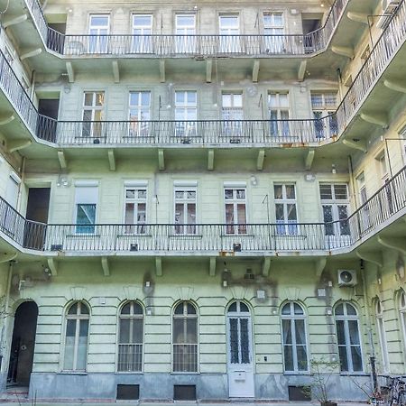 King93 Apartment In Central Budapest. Экстерьер фото